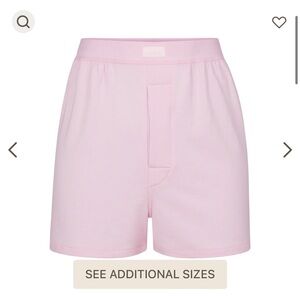 SKIMS NWT Boyfriend loose boxer
